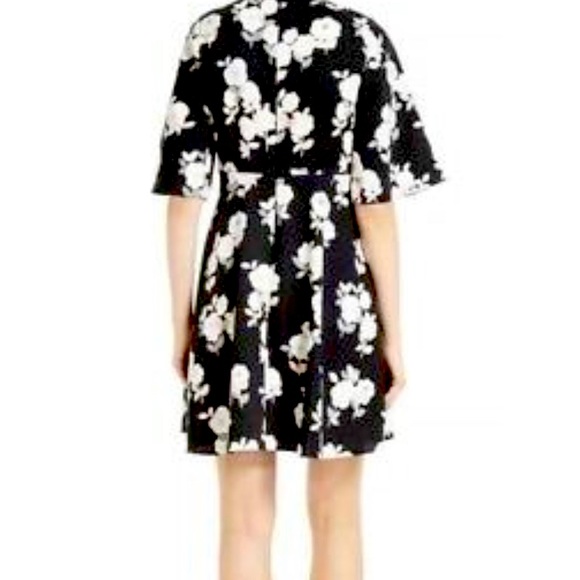 Kate Spade Mod Style Floral Dress | 12 - Picture 2 of 5